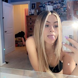 Meet your Posher, Kendra